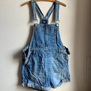 UO Leila Denim Shortall Overall – Light Blue
